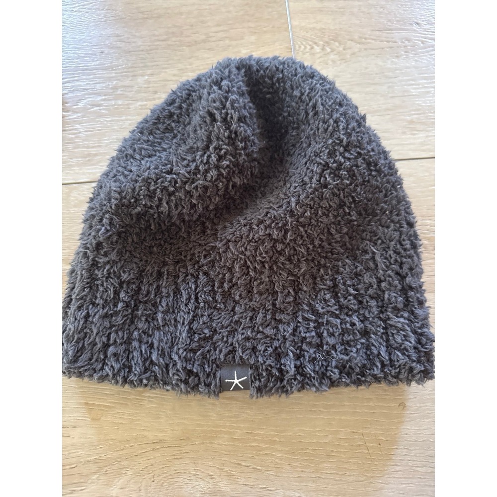 Barefoot dreams beanie